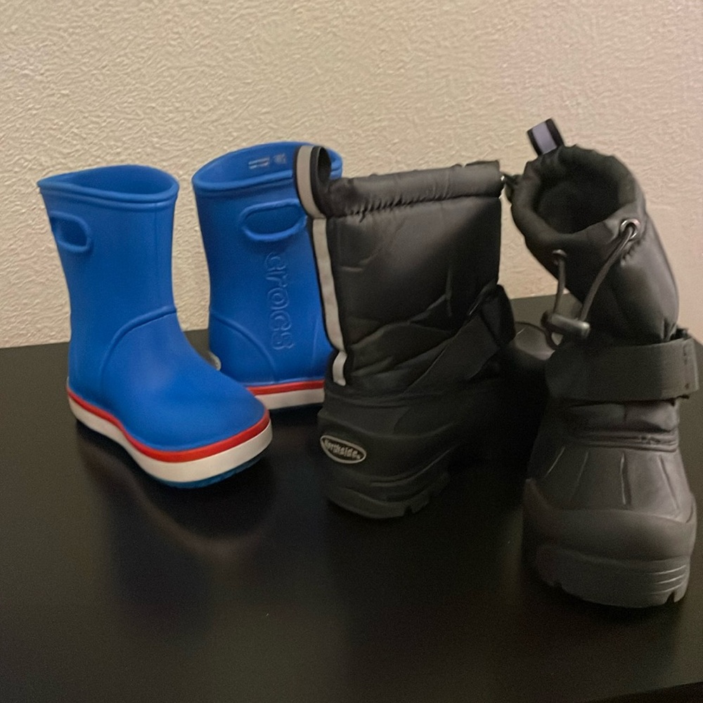 Rain boots and snow boots